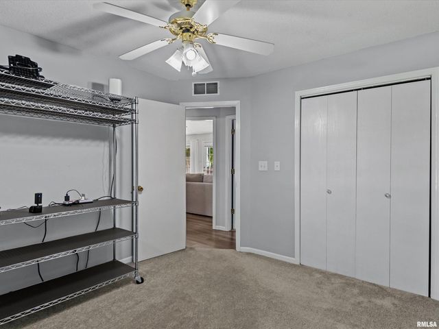 1212 Dani Lane, Springfield, IL 62712