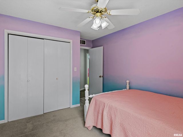 1212 Dani Lane, Springfield, IL 62712