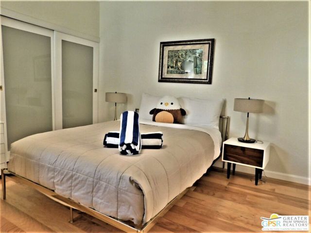 2345 S Cherokee Way 100, Palm Springs, CA 92264