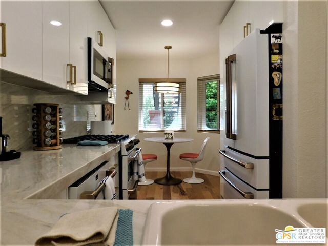 2345 S Cherokee Way 100, Palm Springs, CA 92264