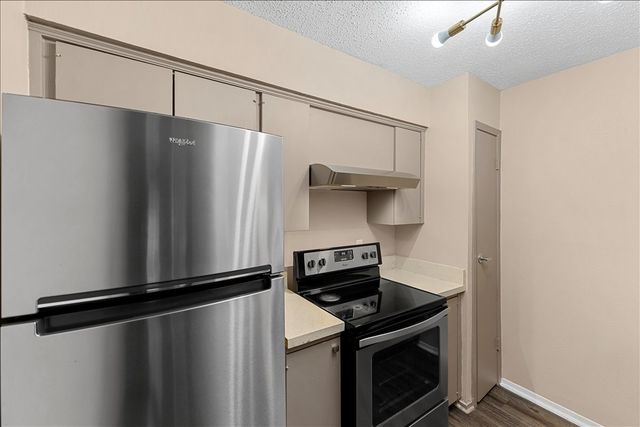 4859 Cedar Springs Road 241, Dallas, TX 75219