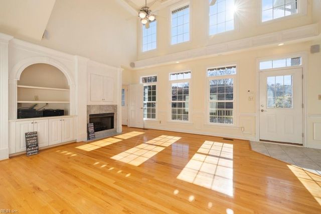 129 Avonlea DR, Chesapeake, VA 23322