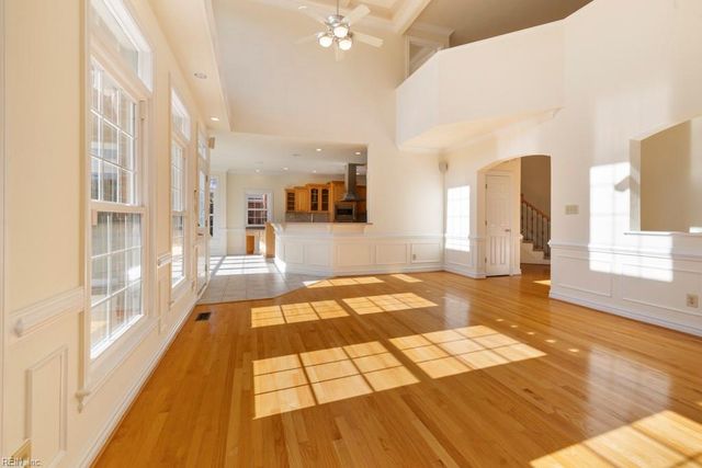 129 Avonlea DR, Chesapeake, VA 23322