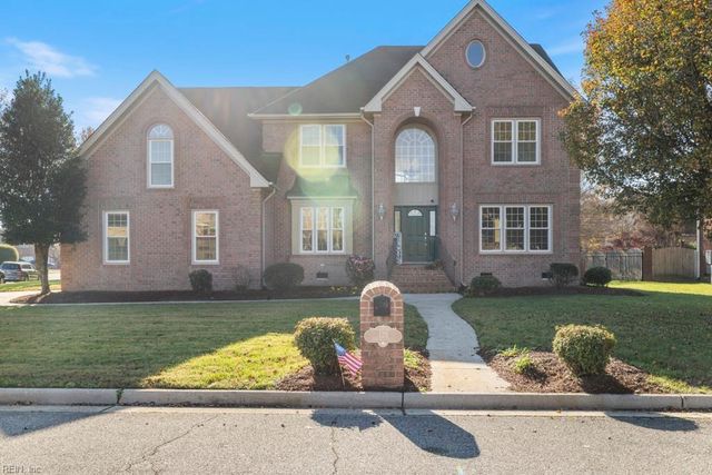 129 Avonlea DR, Chesapeake, VA 23322