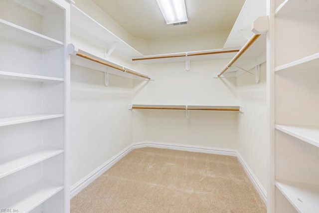 129 Avonlea DR, Chesapeake, VA 23322