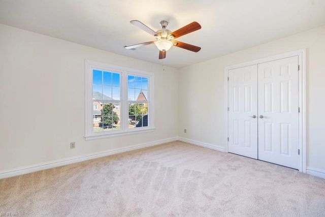 129 Avonlea DR, Chesapeake, VA 23322