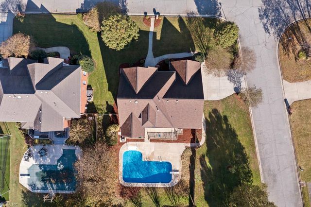 129 Avonlea DR, Chesapeake, VA 23322