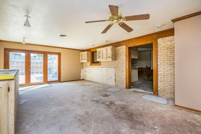 1409 HILLCREST Drive, Canyon, TX 79015