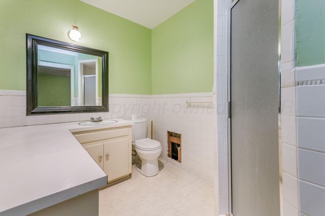 1409 HILLCREST Drive, Canyon, TX 79015