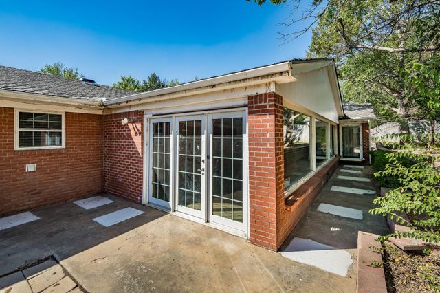 1409 HILLCREST Drive, Canyon, TX 79015