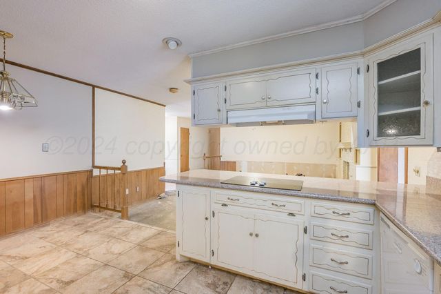 1409 HILLCREST Drive, Canyon, TX 79015