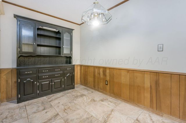 1409 HILLCREST Drive, Canyon, TX 79015