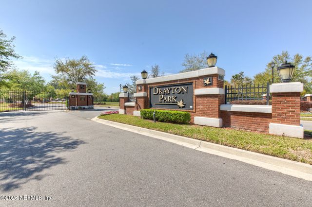 3532 TWISTED TREE Lane, Jacksonville, FL 32216