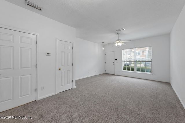 3532 TWISTED TREE Lane, Jacksonville, FL 32216