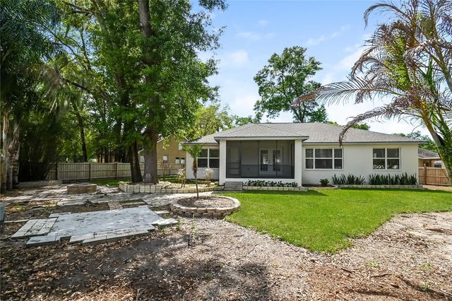 2221 MOUNTAIN MEADOW WAY, Valrico, FL 33594