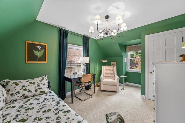 5259 N Kent AVENUE, Whitefish Bay, WI 53217