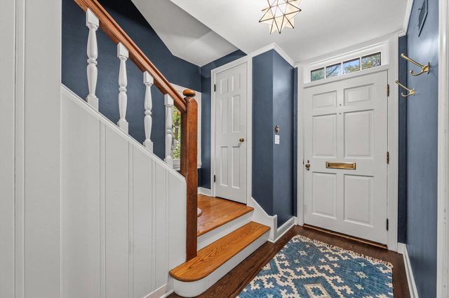 5259 N Kent AVENUE, Whitefish Bay, WI 53217