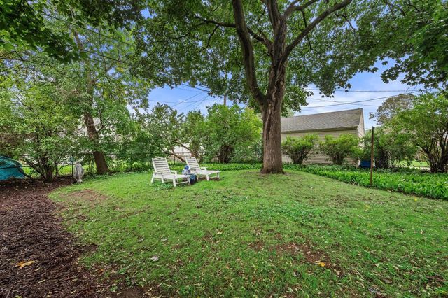 5259 N Kent AVENUE, Whitefish Bay, WI 53217