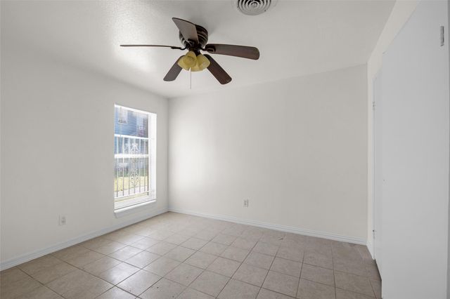 10001 Westpark Drive 67, Houston, TX 77042