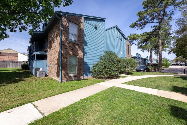 10001 Westpark Drive 67, Houston, TX 77042