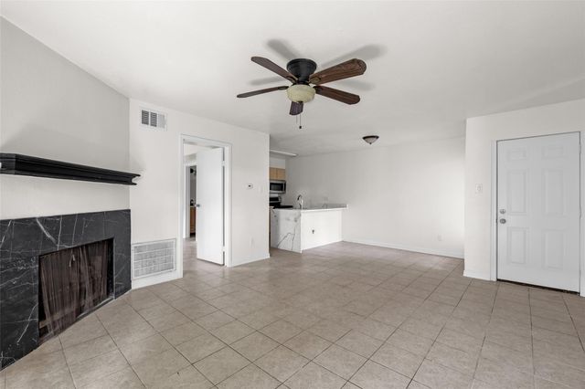 10001 Westpark Drive 67, Houston, TX 77042