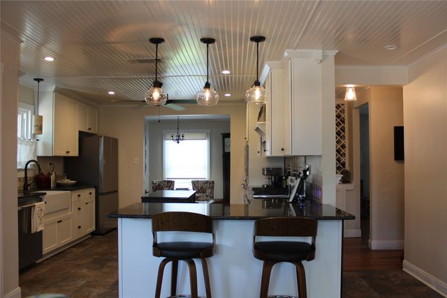 420 E Franklin Street, Grapevine, TX 76051