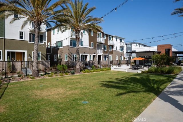 27898 S Brooks Drive, San Pedro, CA 90732
