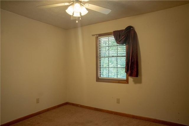 381 Windsor Walk SE, Conyers, GA 30094