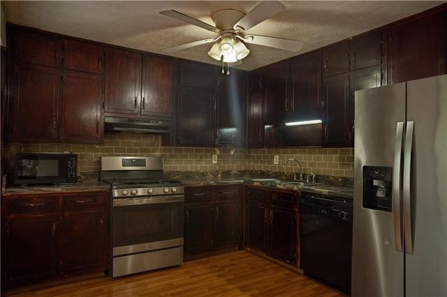 381 Windsor Walk SE, Conyers, GA 30094
