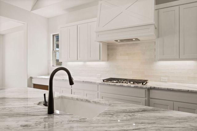 914 Highlands Avenue, Aledo, TX 76008