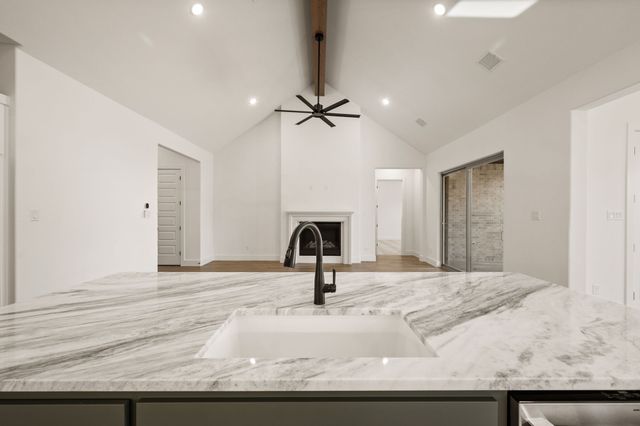 914 Highlands Avenue, Aledo, TX 76008