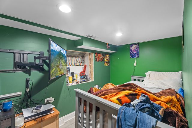 1314 W 18th Place, Chicago, IL 60608