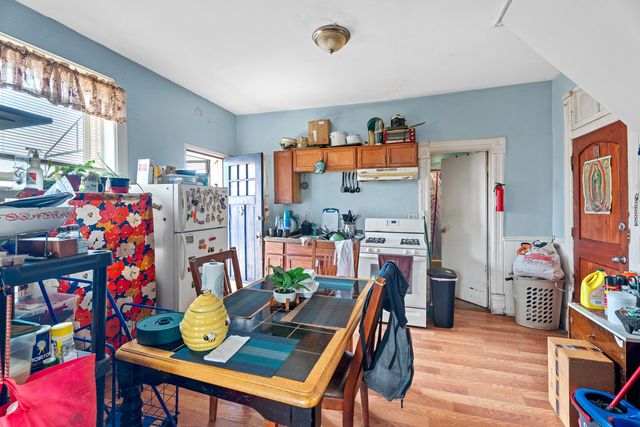 1314 W 18th Place, Chicago, IL 60608