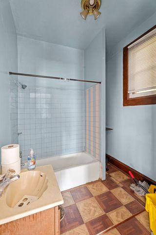 1314 W 18th Place, Chicago, IL 60608