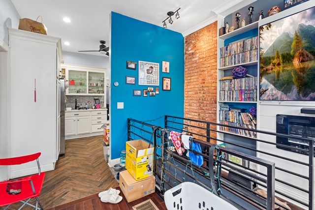 1314 W 18th Place, Chicago, IL 60608