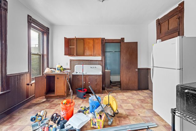 1314 W 18th Place, Chicago, IL 60608