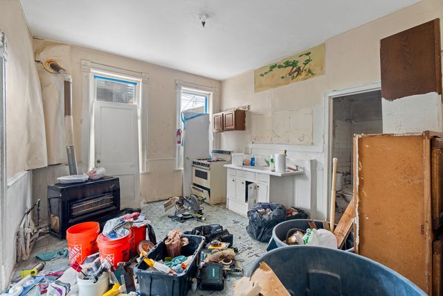 1314 W 18th Place, Chicago, IL 60608