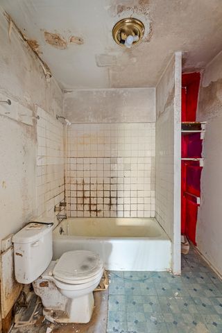 1314 W 18th Place, Chicago, IL 60608