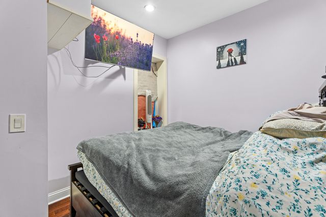 1314 W 18th Place, Chicago, IL 60608