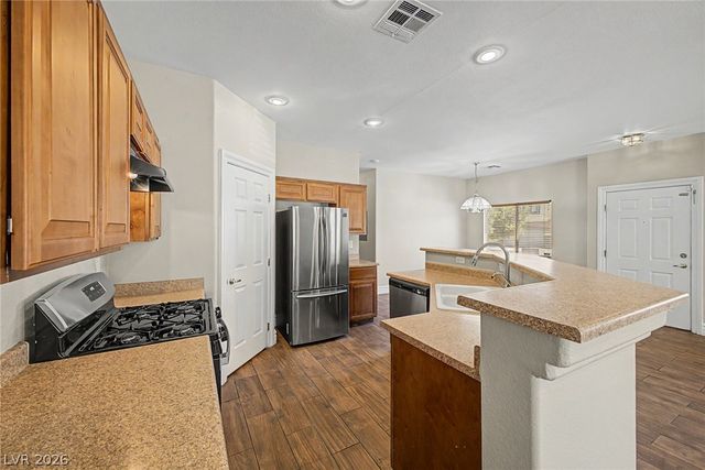 3205 Regal Swan Place 3, North Las Vegas, NV 89084