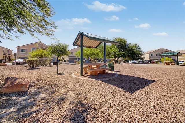 3205 Regal Swan Place 3, North Las Vegas, NV 89084