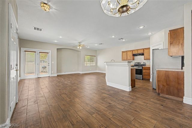 3205 Regal Swan Place 3, North Las Vegas, NV 89084