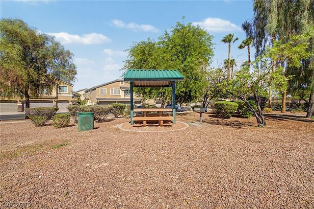 3205 Regal Swan Place 3, North Las Vegas, NV 89084