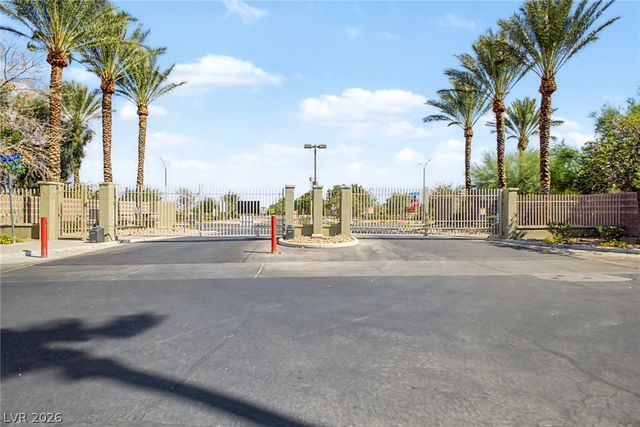 3205 Regal Swan Place 3, North Las Vegas, NV 89084