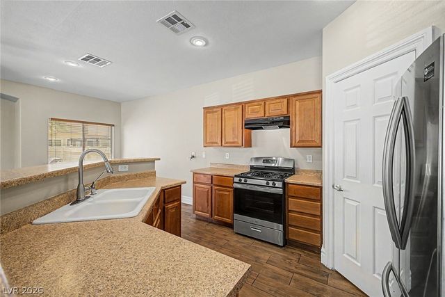 3205 Regal Swan Place 3, North Las Vegas, NV 89084