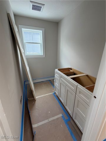 7885 Fox Hunter Lane, Concord, OH 44077