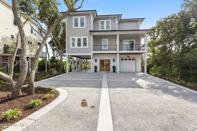 221 Porto Vista Drive, N Topsail Beach, NC 28460