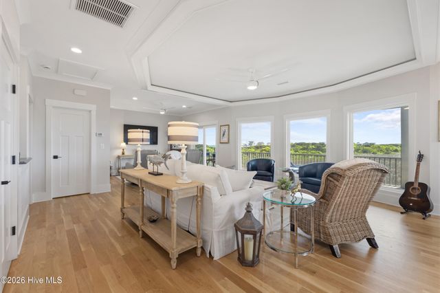 221 Porto Vista Drive, N Topsail Beach, NC 28460