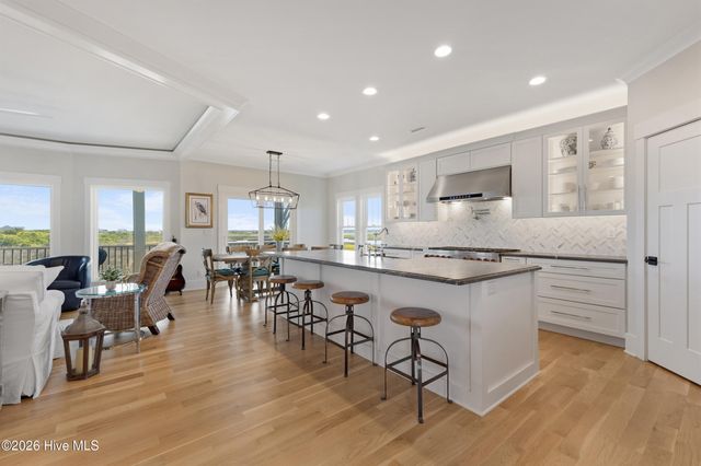 221 Porto Vista Drive, N Topsail Beach, NC 28460