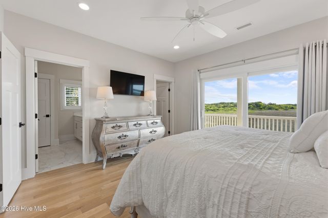 221 Porto Vista Drive, N Topsail Beach, NC 28460